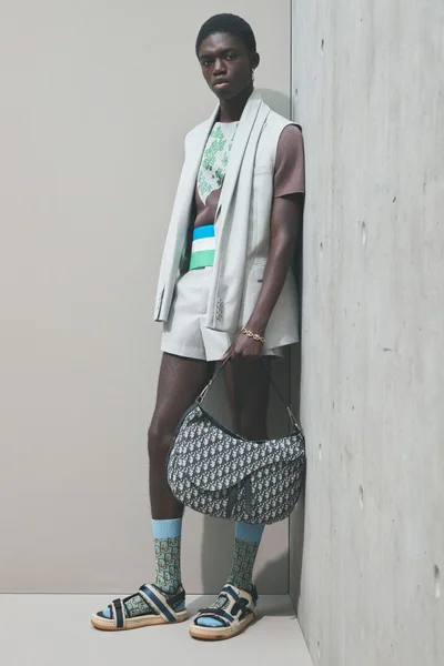 Look 14